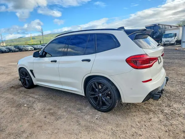 5UXTS3C54JLA45864 2018 BMW X3 - Image 2