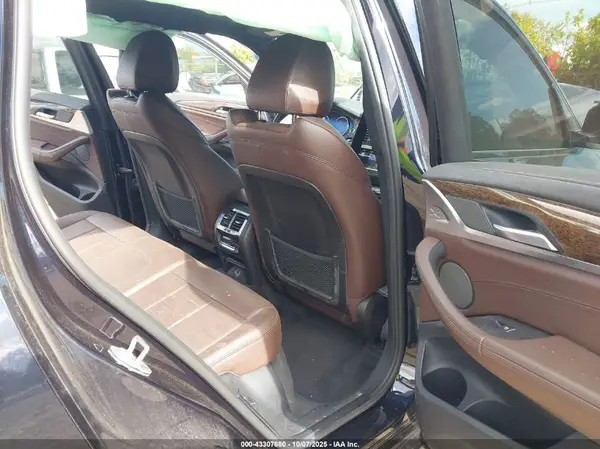 5UXTS3C54JLA46108 2018 BMW X3 - Image 8