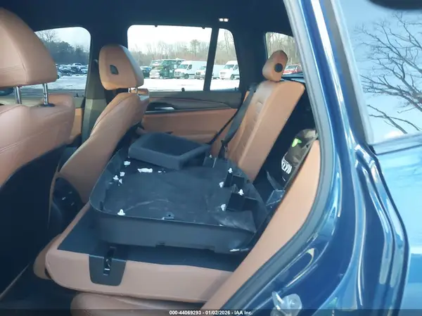 5UXTS3C55J0Y98322 2018 BMW X3 - Image 8