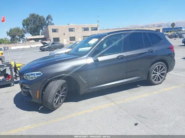 5UXTS3C55K0Z08106 2019 BMW X3 - Image 2