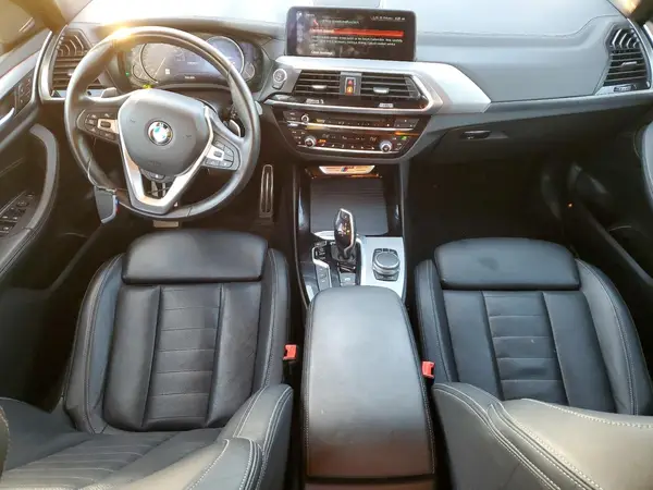 5UXTS3C56J0Y93825 2018 BMW X3 - Image 8