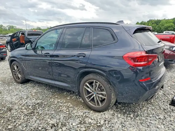 5UXTS3C56J0Y99933 2018 BMW X3 - Image 2