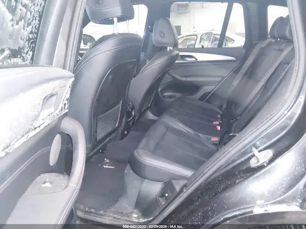 5UXTS3C56J0Z00370 2018 BMW X3 - Image 8