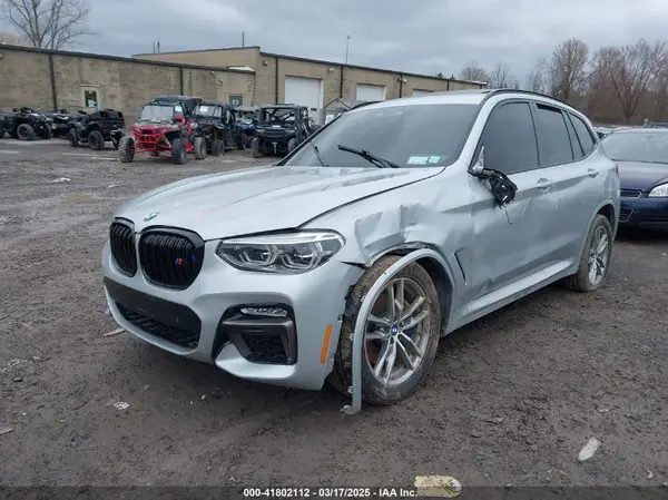 5UXTS3C56J0Z02359 2018 BMW X3 - Image 2