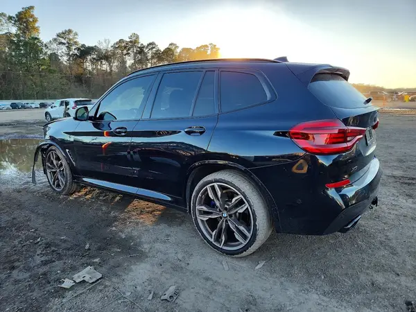 5UXTS3C57J0Z01124 2018 BMW X3 - Image 2