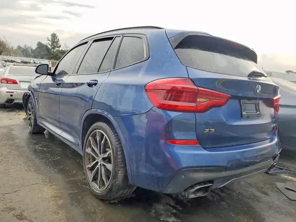 5UXTS3C57K0Z08690 2019 BMW X3 - Image 2