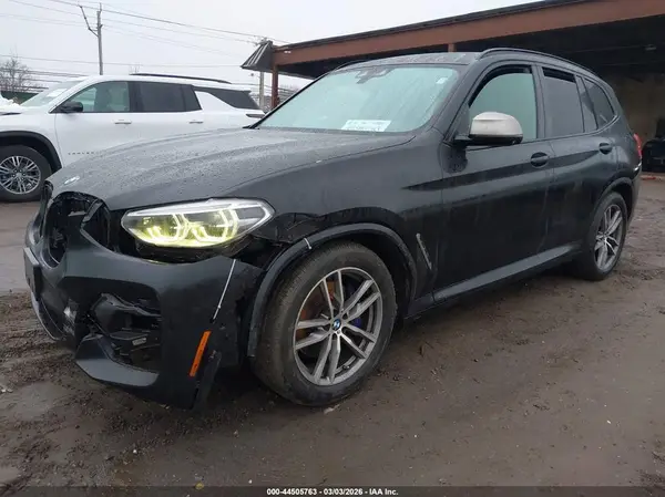 5UXTS3C58J0Y97827 2018 BMW X3 - Image 2