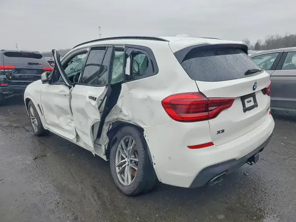 5UXTS3C58J0Z01536 2018 BMW X3 - Image 2