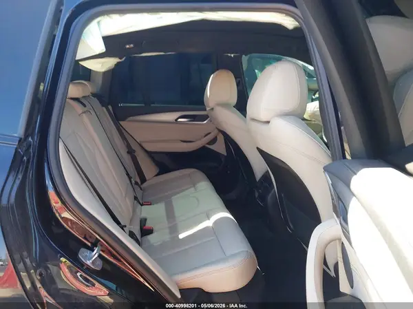 5UXTS3C58K0Z05944 2019 BMW X3 - Image 8