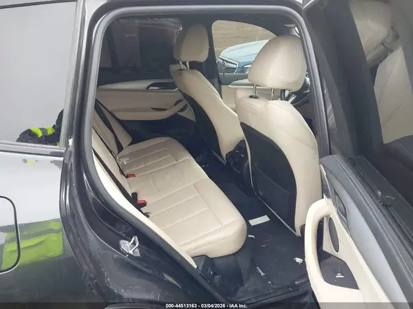5UXTS3C58K0Z07404 2019 BMW X3 - Image 8