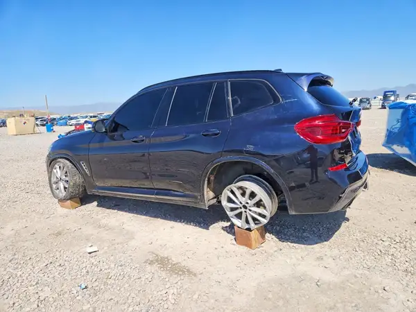 5UXTS3C58KLR73871 2019 BMW X3 - Image 2