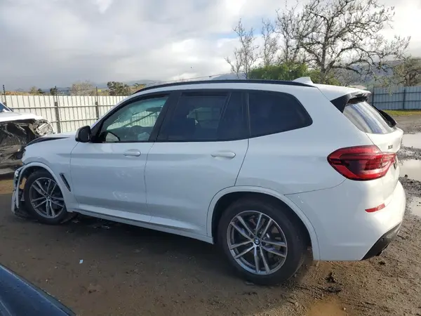 5UXTS3C59J0Y96895 2018 BMW X3 - Image 2