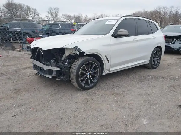 5UXTS3C59K0Z10473 2019 BMW X3 - Image 2