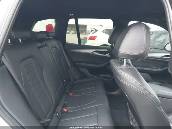 5UXTS3C59KLR72650 2019 BMW X3 - Image 8