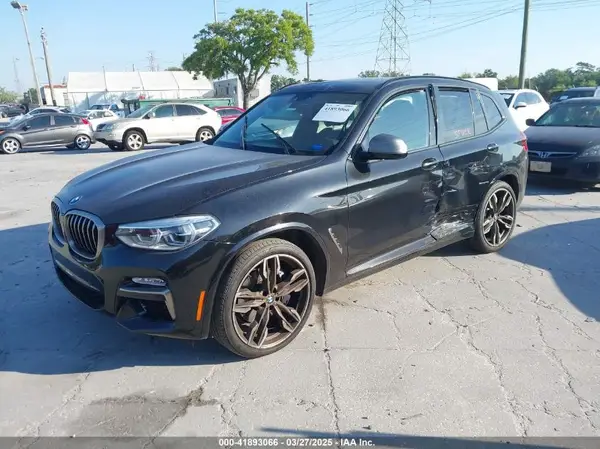 5UXTS3C59KLR72809 2019 BMW X3 - Image 2