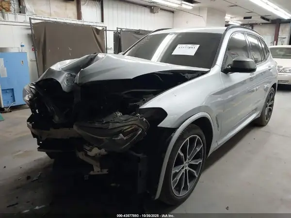 5UXTS3C5XJ0Y96792 2018 BMW X3 - Image 2