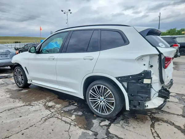 5UXTS3C5XJ0Z00226 2018 BMW X3 - Image 2