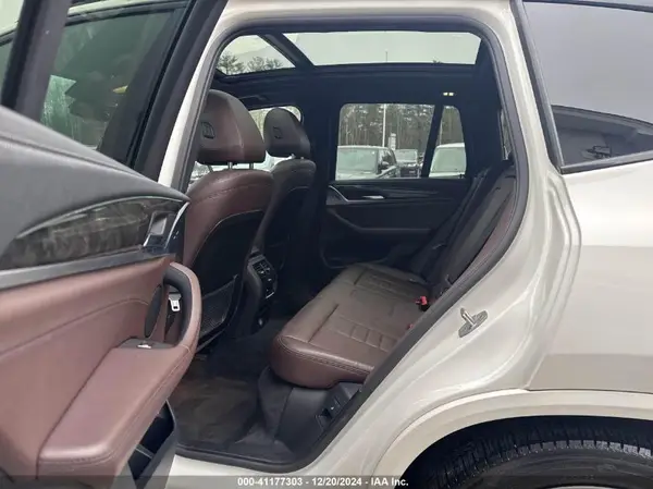 5UXTS3C5XJ0Z02204 2018 BMW X3 - Image 8