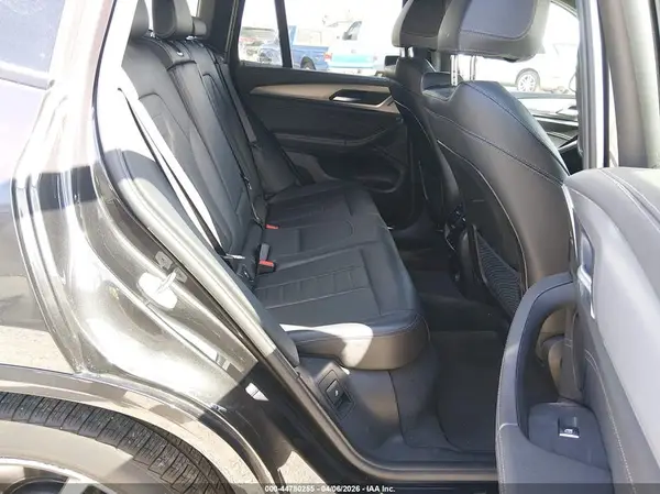 5UXTS3C5XJLA45917 2018 BMW X3 - Image 8