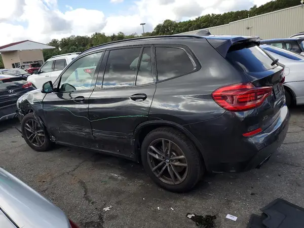5UXTS3C5XKLR72897 2019 BMW X3 - Image 2