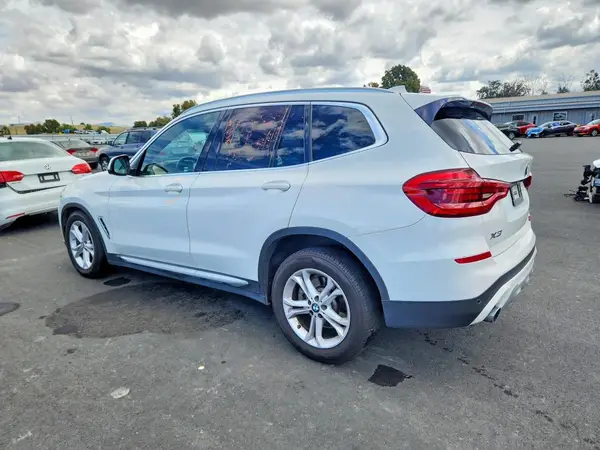 5UXTY3C00L9B03942 2020 BMW X3 - Image 2