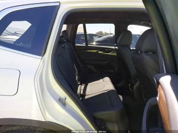 5UXTY3C00M9F00276 2021 BMW X3 - Image 8