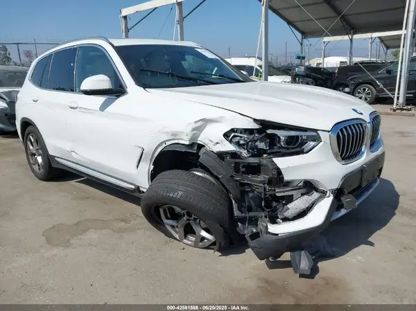 5UXTY3C00M9G50081 2021 BMW X3 - Image 1