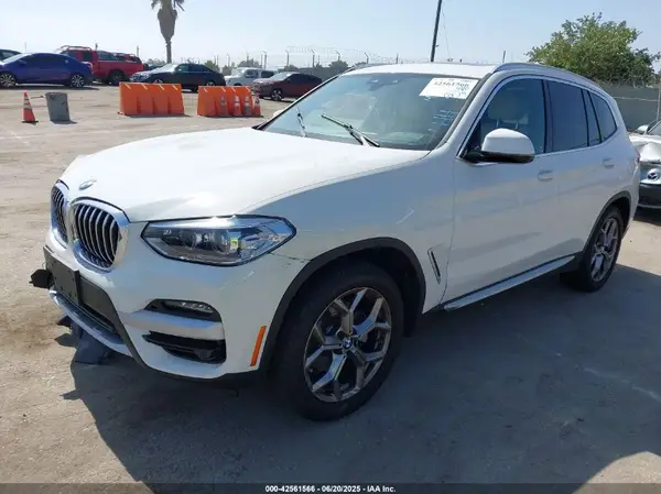 5UXTY3C00M9G50081 2021 BMW X3 - Image 2