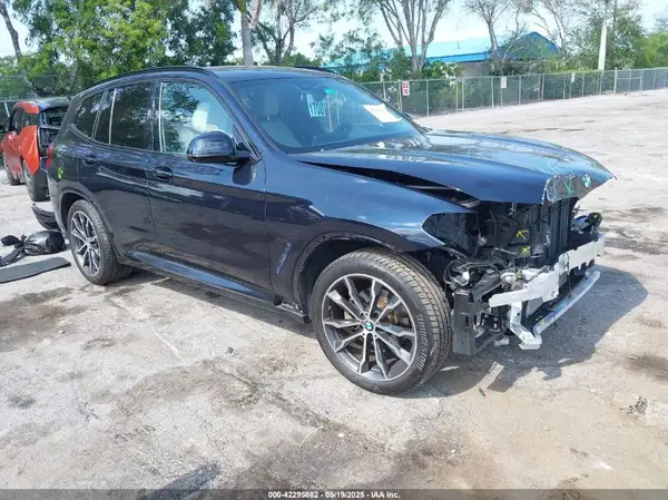 5UXTY3C00M9G70296 2021 BMW X3 - Image 1