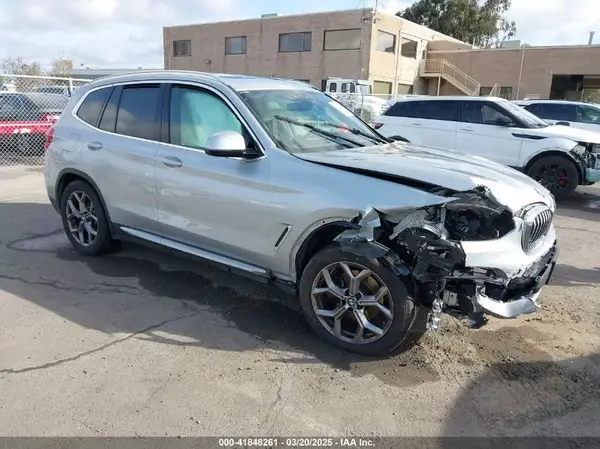 5UXTY3C00M9H14796 2021 BMW X3 - Image 1