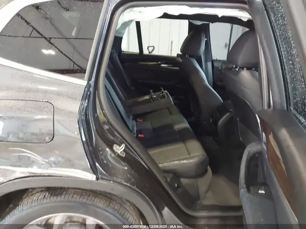 5UXTY3C00M9H44235 2021 BMW X3 - Image 8