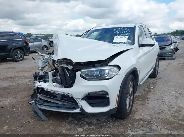 5UXTY3C00M9H61004 2021 BMW X3 - Image 2