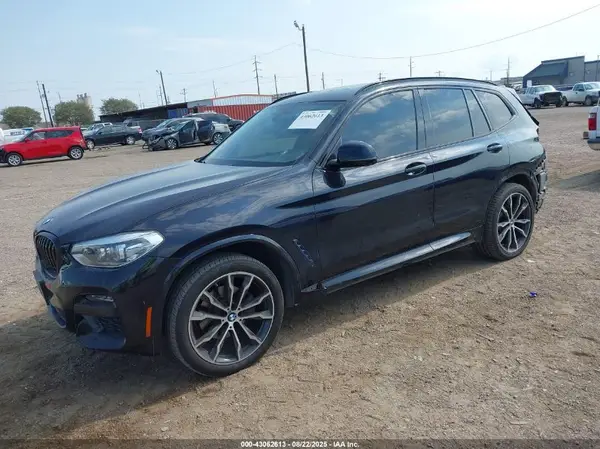 5UXTY3C00M9H65957 2021 BMW X3 - Image 2