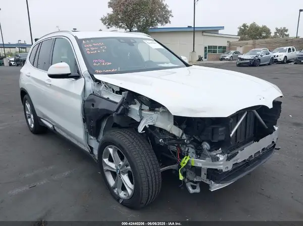 5UXTY3C01L9C61917 2020 BMW X3 - Image 1
