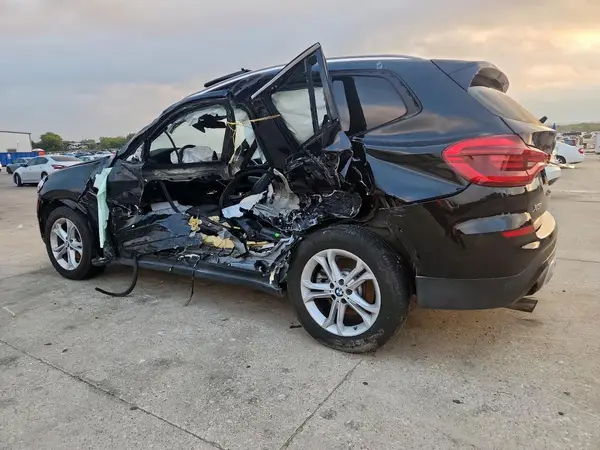 5UXTY3C01LLE55141 2020 BMW X3 - Image 2