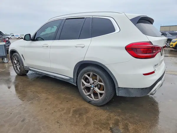 5UXTY3C01M9E68728 2021 BMW X3 - Image 2