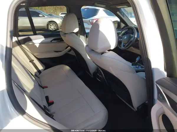 5UXTY3C02L9D02667 2020 BMW X3 - Image 8