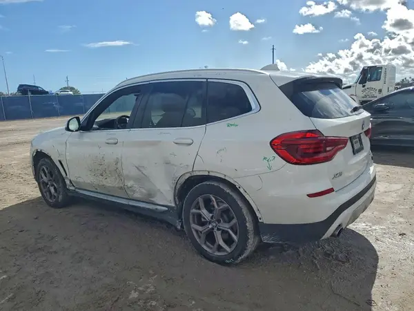 5UXTY3C02L9D15824 2020 BMW X3 - Image 2