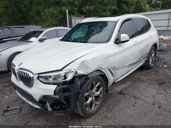 5UXTY3C02L9D58009 2020 BMW X3 - Image 2