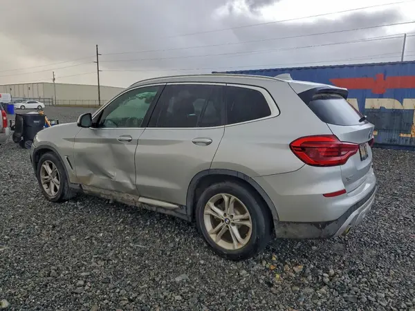 5UXTY3C02LLE55178 2020 BMW X3 - Image 2