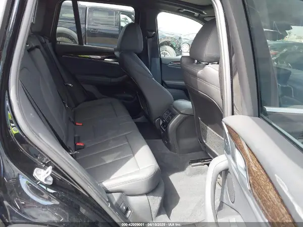 5UXTY3C02LLU69868 2020 BMW X3 - Image 8