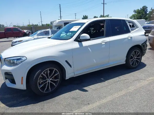 5UXTY3C02M9E16301 2021 BMW X3 - Image 2