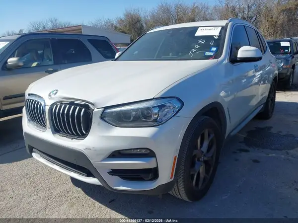5UXTY3C02M9E92603 2021 BMW X3 - Image 2
