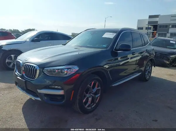 5UXTY3C02M9F59197 2021 BMW X3 - Image 2