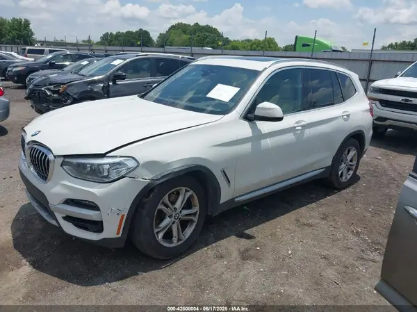 5UXTY3C02M9G50065 2021 BMW X3 - Image 2