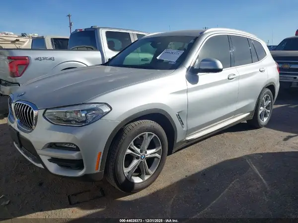 5UXTY3C02M9H14900 2021 BMW X3 - Image 2
