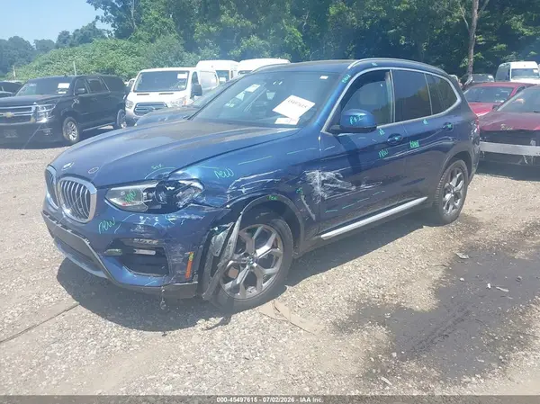 5UXTY3C02M9H33124 2021 BMW X3 - Image 2