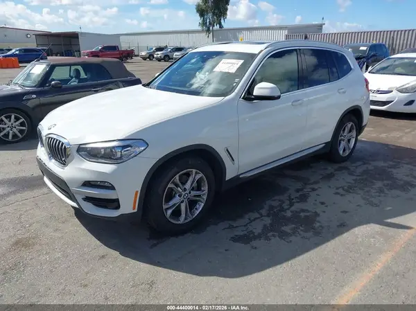 5UXTY3C02M9H75132 2021 BMW X3 - Image 2