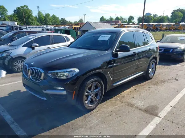 5UXTY3C03L9C63281 2020 BMW X3 - Image 2