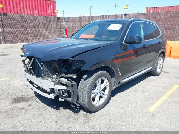 5UXTY3C03LLE55271 2020 BMW X3 - Image 2